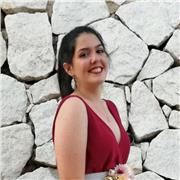 Estudiante de Educación imparte clases a niños/as de todas las edades